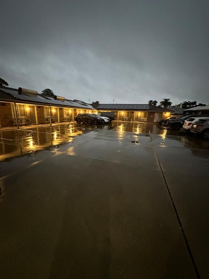 Pevensey Motor Lodge Echuca Exteriér fotografie