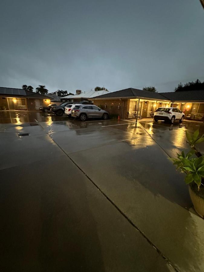 Pevensey Motor Lodge Echuca Exteriér fotografie