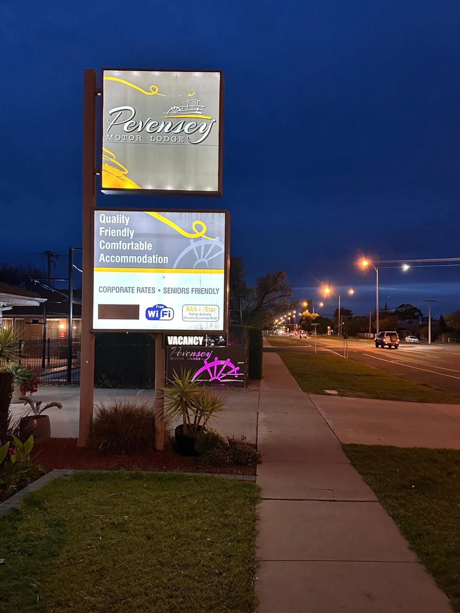 Pevensey Motor Lodge Echuca Exteriér fotografie